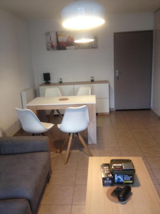Les Jardins La Charbonniere Apartment Montevrain Exterior photo
